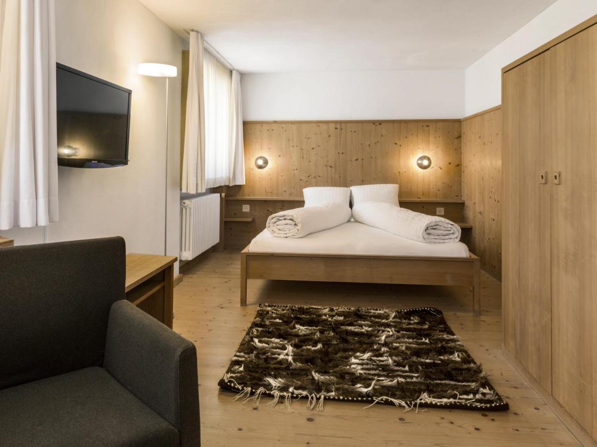 Hotel Alpina Вальс Экстерьер фото